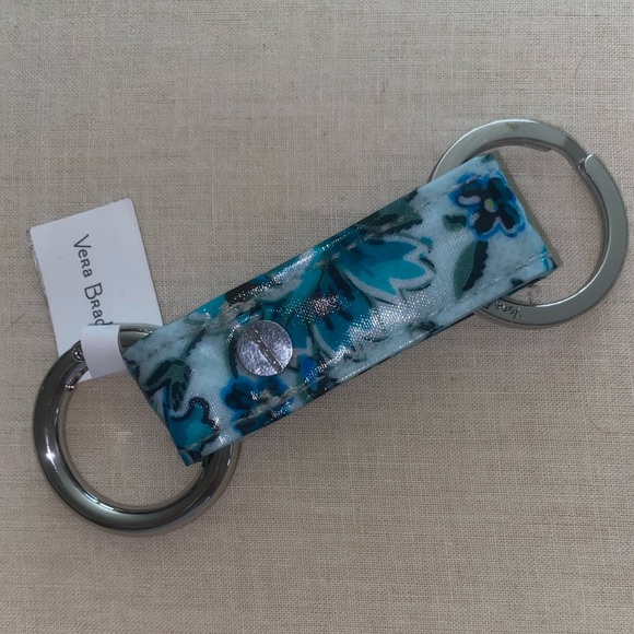 New - Iconic Twice As Nice Keychain BY Vera Bradley in color Cloud Vine - Picture 1 of 8